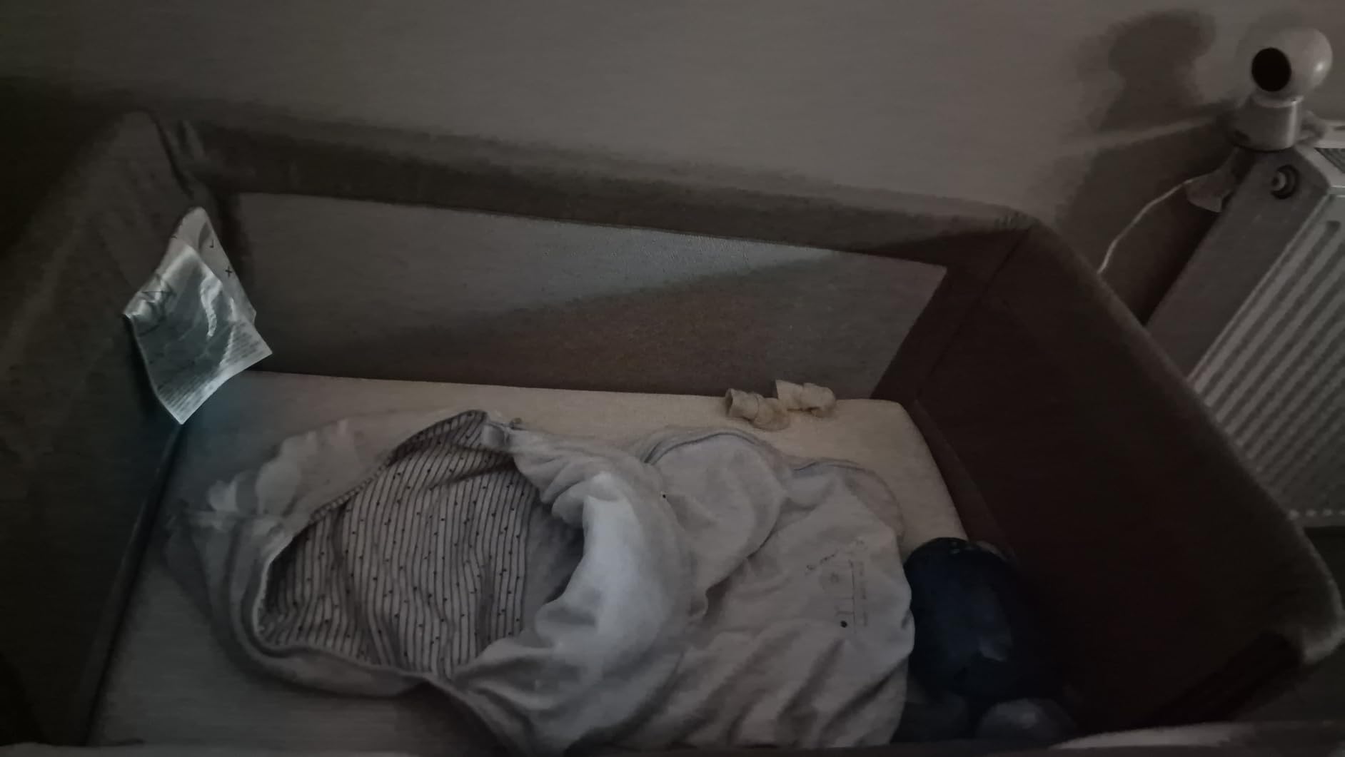 Passt ans Bett